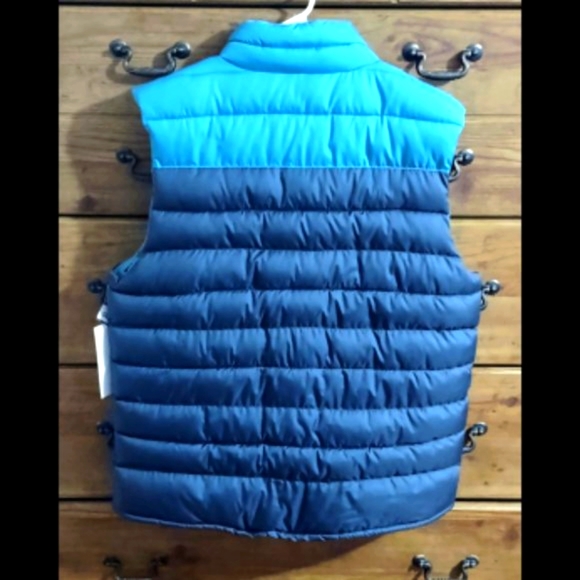 "Old Navy Men's Blue Water-Resistant Puffer Vest -New"🧥💧 - Picture 2 of 5